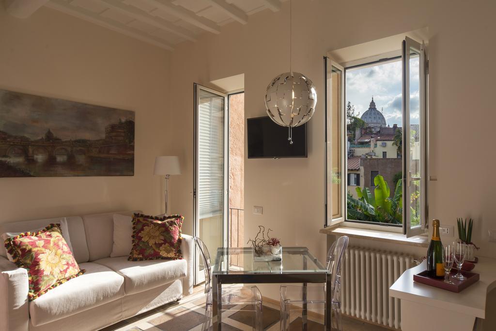 La Porta Rossa Di Borgo - Vatican Luxury Suite Róma Kültér fotó