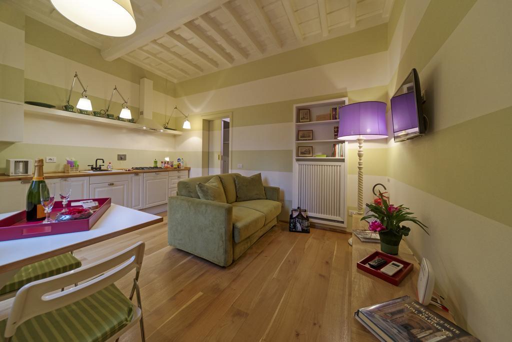 La Porta Rossa Di Borgo - Vatican Luxury Suite Róma Kültér fotó