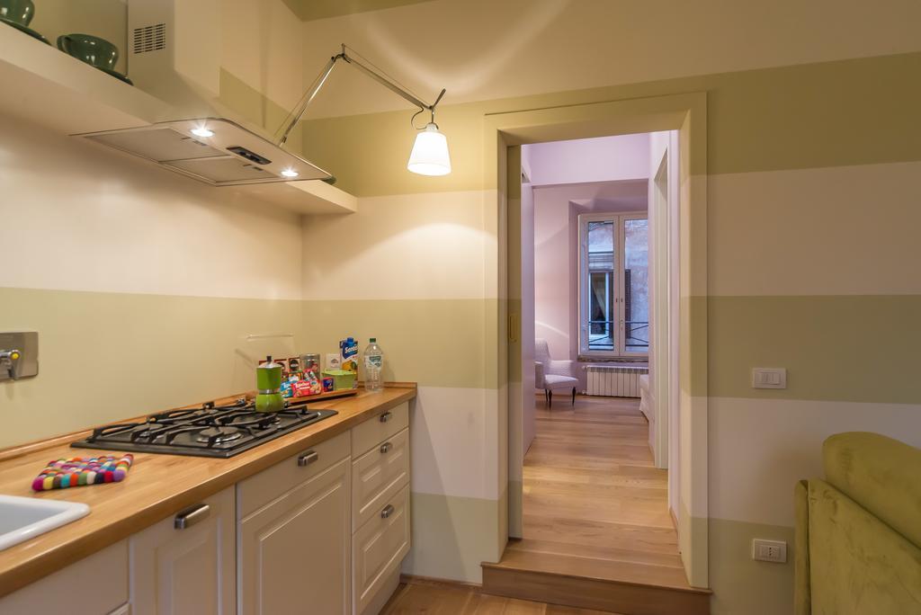 La Porta Rossa Di Borgo - Vatican Luxury Suite Róma Kültér fotó